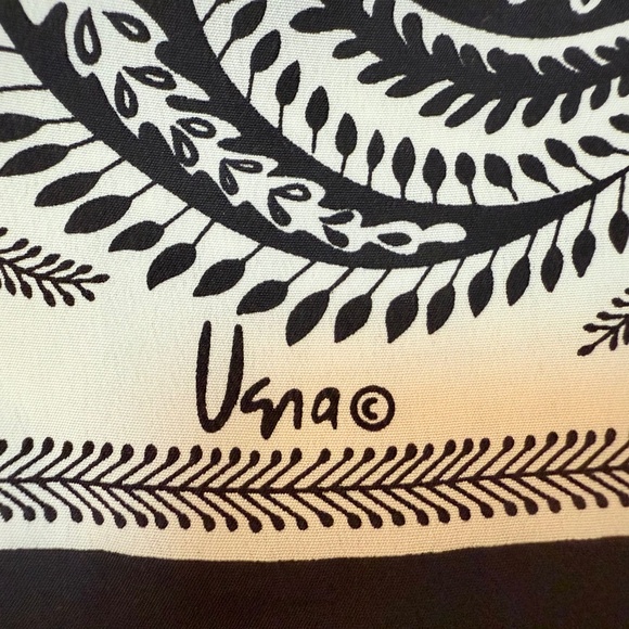 Vera Black & White Paisley Long Scarf – Silky Feel - Picture 6 of 6